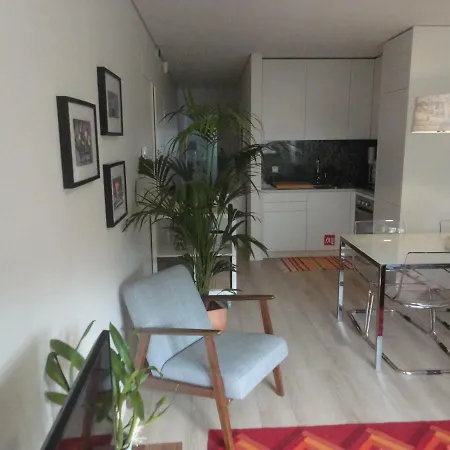 Apartment Like Ii